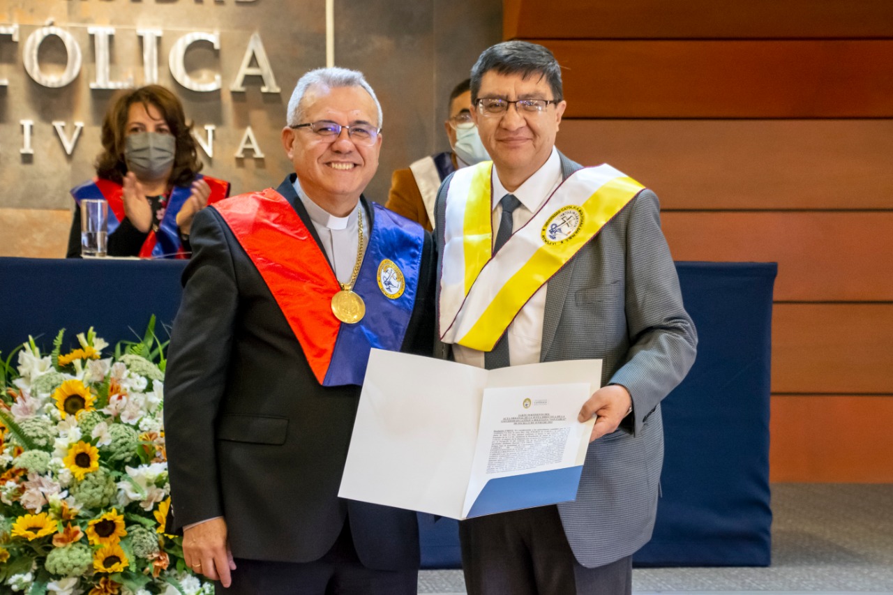 Posesión De Decana, Directores Y Nombramiento De Profesor Emérito En ...